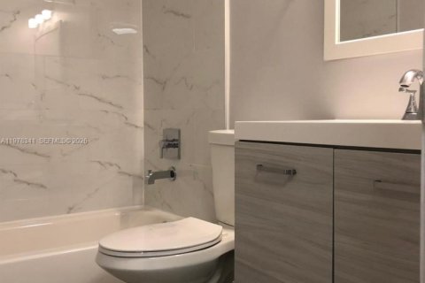 Condo in Miramar, Florida, 2 bedrooms  № 2041910 - photo 11