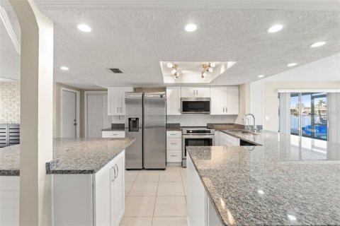 Villa ou maison à vendre à New Port Richey, Floride: 3 chambres, 146.51 m2 № 2200026 - photo 22