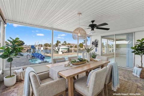 Villa ou maison à vendre à New Port Richey, Floride: 3 chambres, 146.51 m2 № 2200026 - photo 3