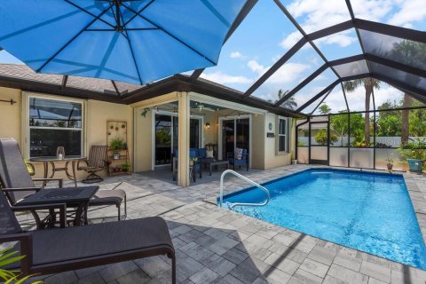 Casa en venta en Cape Coral, Florida, 3 dormitorios, 160.44 m2 № 1828057 - foto 3