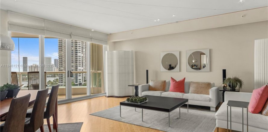 Condo à Aventura, Floride, 3 chambres № 1940827