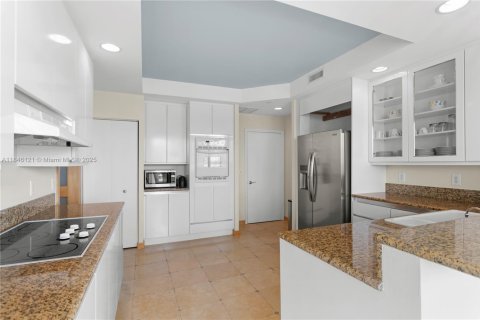 Copropriété à vendre à Aventura, Floride: 3 chambres, 249.91 m2 № 1940827 - photo 14