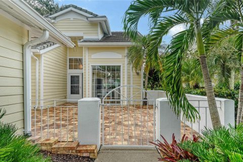 Dúplex en venta en University Park, Florida, 2 dormitorios, 137.87 m2 № 1911121 - foto 4