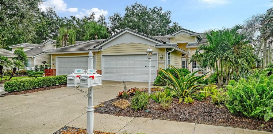 Dúplex en University Park, Florida 2 dormitorios, 137.87 m2 № 1911121