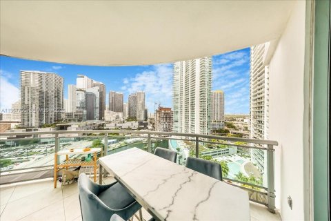 Apartamento en alquiler en Miami, Florida, 2 dormitorios, 86.86 m2 № 2011529 - foto 17