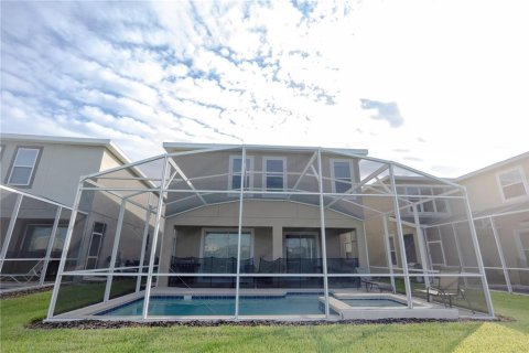 House in Davenport, Florida 6 bedrooms, 305.74 sq.m. № 1858441 - photo 27