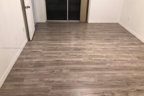 Copropriété à vendre à Miami, Floride: 2 chambres, 98.48 m2 № 1932117 - photo 10