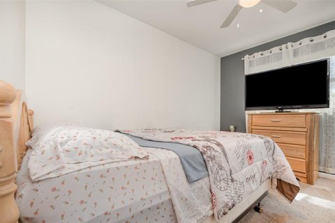 House in Titusville, Florida 3 bedrooms, 111.11 sq.m. № 1608810 - photo 20