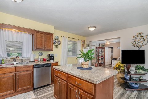 House in Titusville, Florida 3 bedrooms, 111.11 sq.m. № 1608810 - photo 9