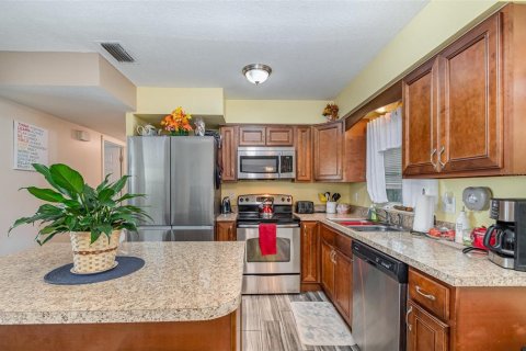 House in Titusville, Florida 3 bedrooms, 111.11 sq.m. № 1608810 - photo 10