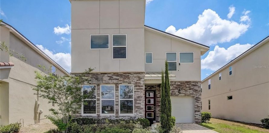 Villa ou maison à Kissimmee, Floride 6 chambres, 277.5 m2 № 1665845