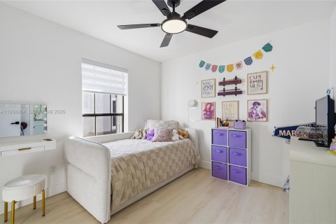 Adosado en venta en Pembroke Pines, Florida, 2 dormitorios, 101.08 m2 № 1998469 - foto 17