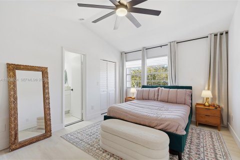 Adosado en venta en Pembroke Pines, Florida, 2 dormitorios, 101.08 m2 № 1998469 - foto 11