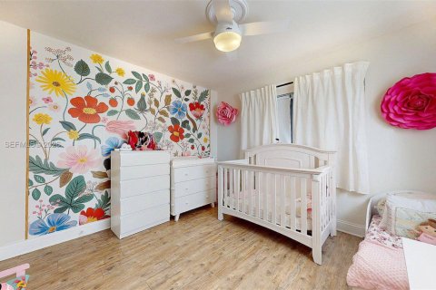 House in Fort Lauderdale, Florida 3 bedrooms, 120.77 sq.m. № 2015835 - photo 26