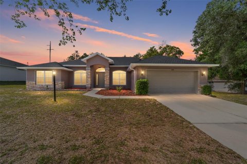 Дом в Окала, Флорида 4 комнаты, 195.75м2 № 2092692