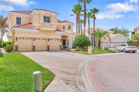 Villa ou maison à vendre à Tampa, Floride: 6 chambres, 448.63 m2 № 2140364 - photo 6