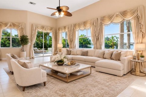 Villa ou maison à vendre à Tampa, Floride: 6 chambres, 448.63 m2 № 2140364 - photo 25