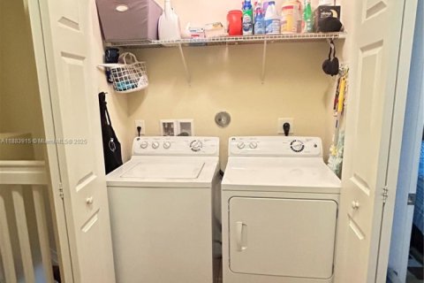 Adosado en venta en Plantation, Florida, 4 dormitorios, 185.06 m2 № 1930647 - foto 18