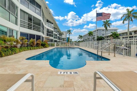 Condo in Fort Lauderdale, Florida, 1 bedroom  № 2368067 - photo 3