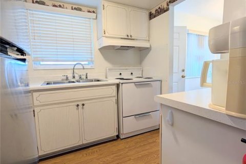 Купить кондоминиум в Брейдентон, Флорида 4 комнаты, 53.51м2, № 1657393 - фото 4