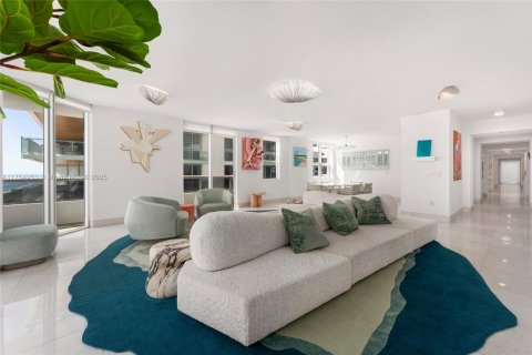 Copropriété à louer à Miami Beach, Floride: 5 chambres, 427.26 m2 № 1862302 - photo 7