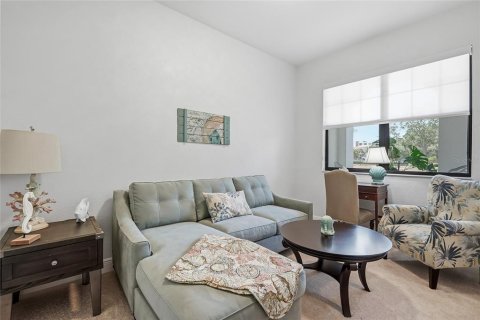 Condo in Tampa, Florida, 3 bedrooms  № 2229881 - photo 10