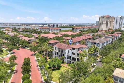 Condo in Tampa, Florida, 3 bedrooms  № 2229881 - photo 30