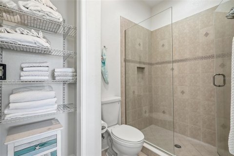 Condo in Tampa, Florida, 3 bedrooms  № 2229881 - photo 18