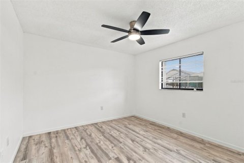 Casa en venta en Spring Hill, Florida, 3 dormitorios, 155.15 m2 № 2410103 - foto 13