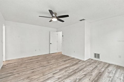 Casa en venta en Spring Hill, Florida, 3 dormitorios, 155.15 m2 № 2410103 - foto 20
