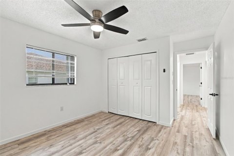 Casa en venta en Spring Hill, Florida, 3 dormitorios, 155.15 m2 № 2410103 - foto 12
