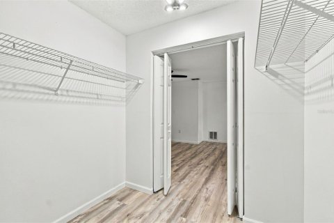 Casa en venta en Spring Hill, Florida, 3 dormitorios, 155.15 m2 № 2410103 - foto 27