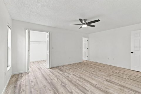 Casa en venta en Spring Hill, Florida, 3 dormitorios, 155.15 m2 № 2410103 - foto 21