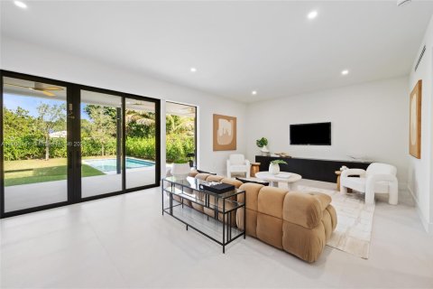 Купить виллу или дом в Майами, Флорида 4 спальни, 327.76м2, № 1971320 - фото 3