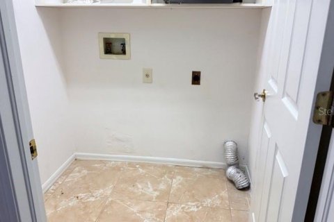 Villa ou maison à louer à Tampa, Floride: 4 chambres, 218.88 m2 № 2297178 - photo 24