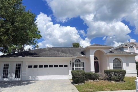 Villa ou maison à louer à Tampa, Floride: 4 chambres, 218.88 m2 № 2297178 - photo 2