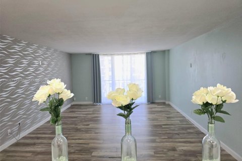 Copropriété à vendre à Hillsboro Beach, Floride: 1 chambre, 87.33 m2 № 1936976 - photo 7