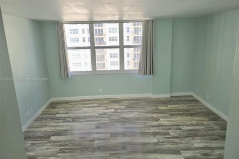 Copropriété à vendre à Hillsboro Beach, Floride: 1 chambre, 87.33 m2 № 1936976 - photo 18