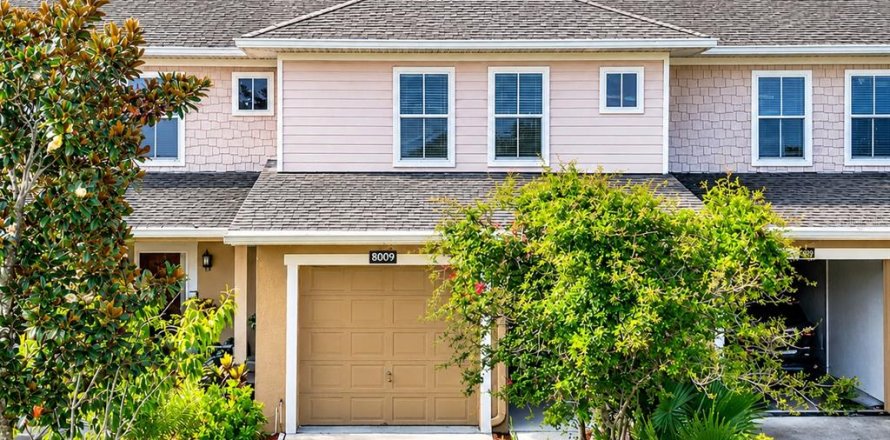 Townhouse in Tampa, Florida 3 bedrooms, 169.27 sq.m. № 2425496