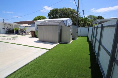 Купить виллу или дом в Хайалиа, Флорида 3 спальни, 132.39м2, № 1995832 - фото 12