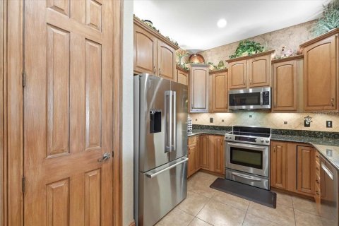House in Polk City, Florida 3 bedrooms, 179.86 sq.m. № 2206093 - photo 18