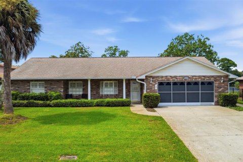 Villa ou maison à vendre à Daytona Beach, Floride: 3 chambres, 193.98 m2 № 2389277 - photo 3