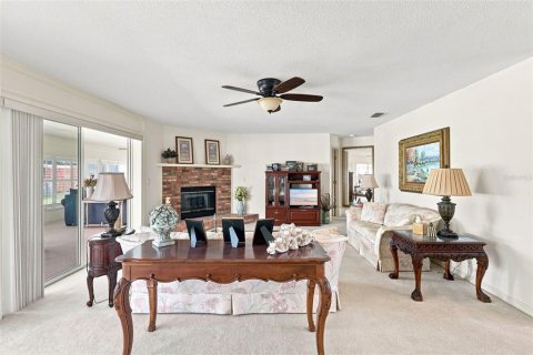 Villa ou maison à vendre à Daytona Beach, Floride: 3 chambres, 193.98 m2 № 2389277 - photo 12