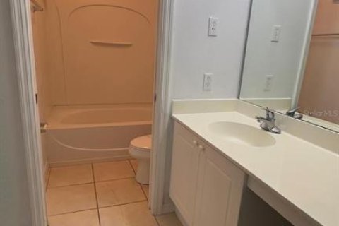 Condominio en venta en Kissimmee, Florida, 3 dormitorios, 111.67 m2 № 2147568 - foto 3