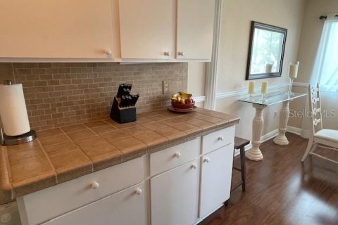 Condo in Seminole, Florida, 1 bedroom  № 1902135 - photo 7