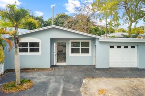Casa en Hollywood, Florida 2 dormitorios, 85.84 m2 № 2030581