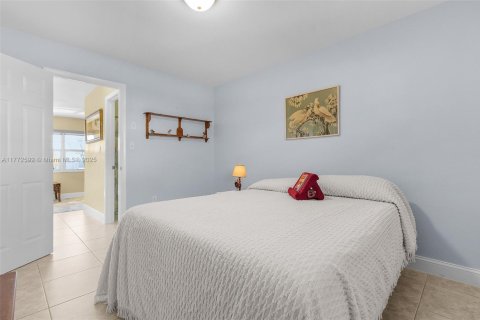 Купить коммерческую недвижимость в Кейп-Корал, Флорида 146.32м2, № 2035098 - фото 26