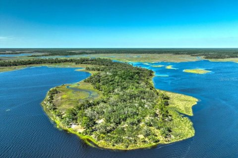 Terreno en venta en Cedar Key, Florida № 1634394 - foto 1