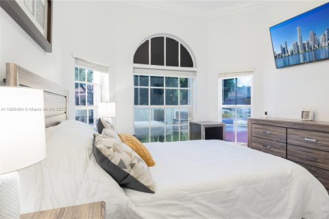 Villa ou maison à vendre à Miramar, Floride: 3 chambres, 165.27 m2 № 1932249 - photo 20