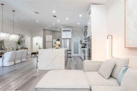 Villa ou maison à vendre à Miramar, Floride: 3 chambres, 165.27 m2 № 1932249 - photo 16